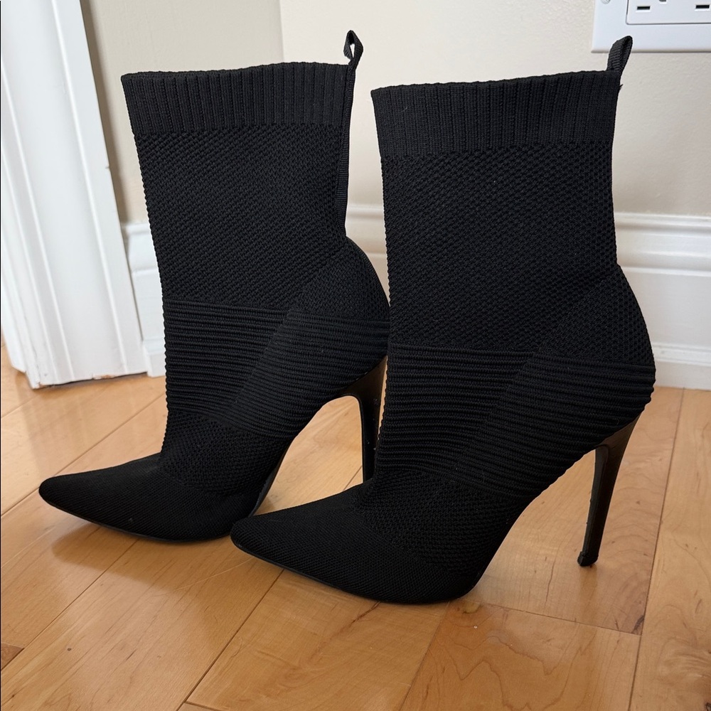 Cape Robbin Women’s Black Sock Booties Size 7 | Pointed Toe Stiletto Heels